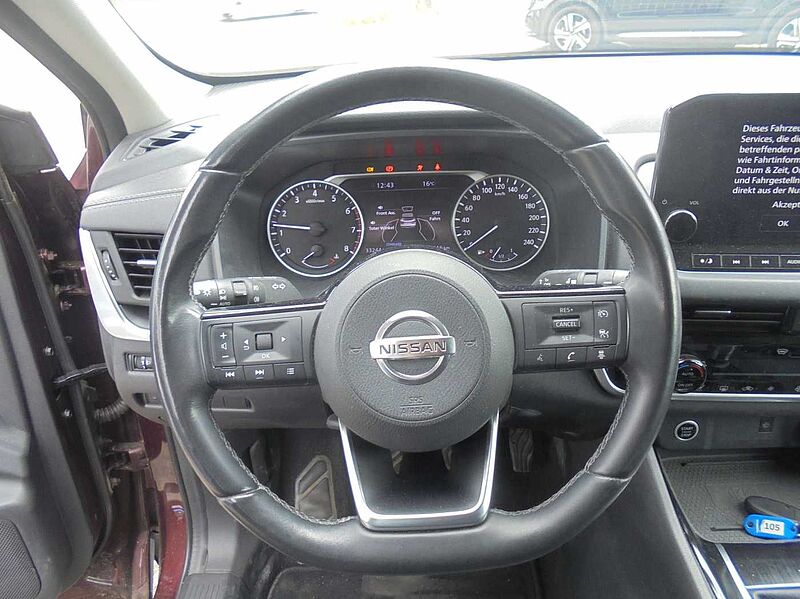 Nissan Qashqai 1.3 DIG-T Acenta 6MT, Winter, 360°, Navi,