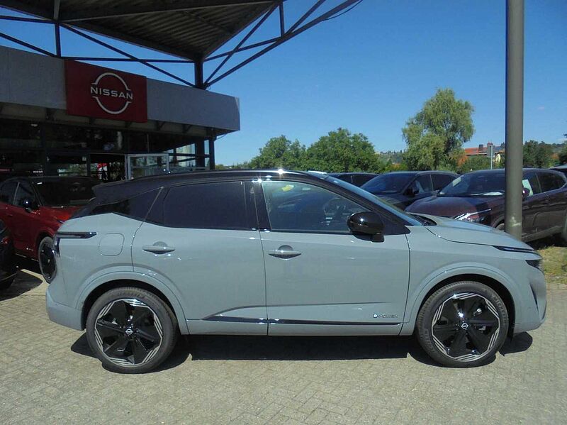 Nissan Qashqai N-Design 1.5 VC-T ePower Alcantara Pano 360°