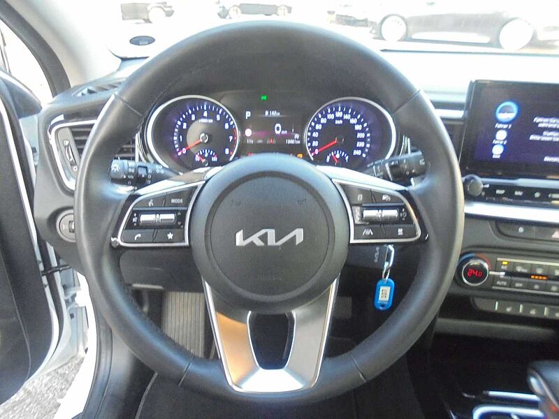 Kia Ceed SW / cee'd SW 1.5T-GDI Vision DCT7 Komfort+