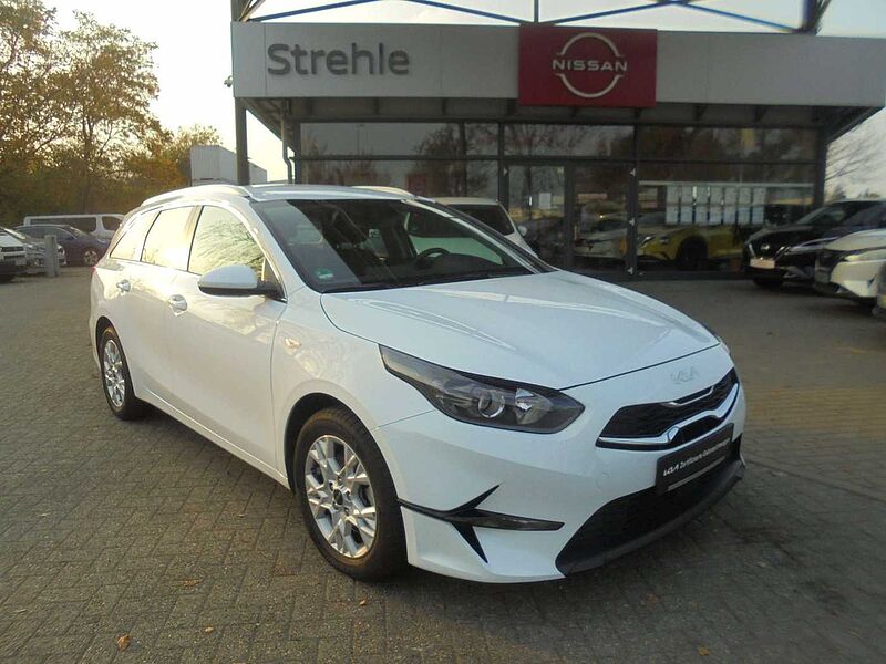 Kia Ceed SW / cee'd SW 1.5T-GDI Vision DCT7 Komfort+