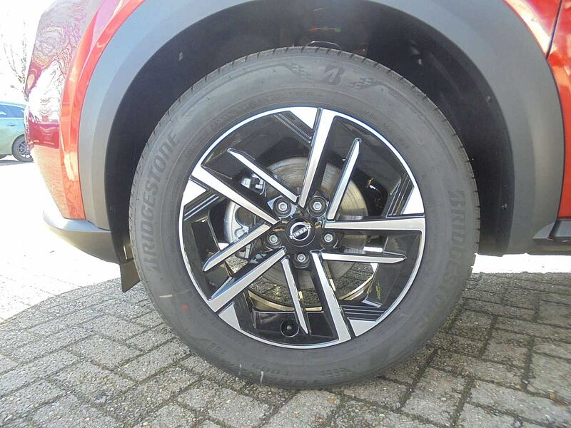 Nissan Juke N-Connecta 1.0 DIG-T DCT7, Winterpaket, Kamera