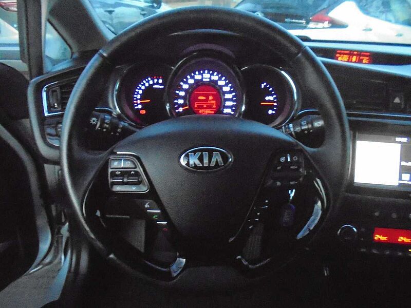 Kia Ceed SW / cee'd SW 1.6GDI Spirit 6MT