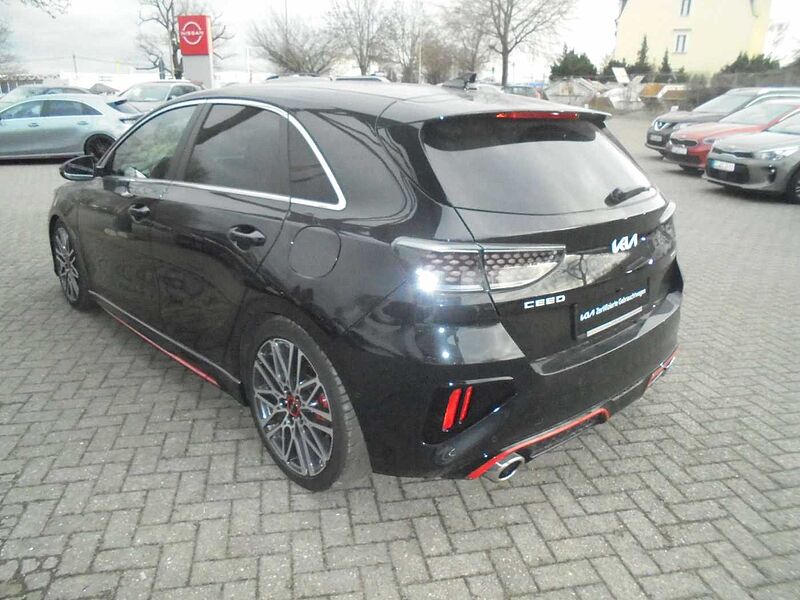 Kia Ceed / cee'd GT 1.6 T-GDI DCT7 Komfort