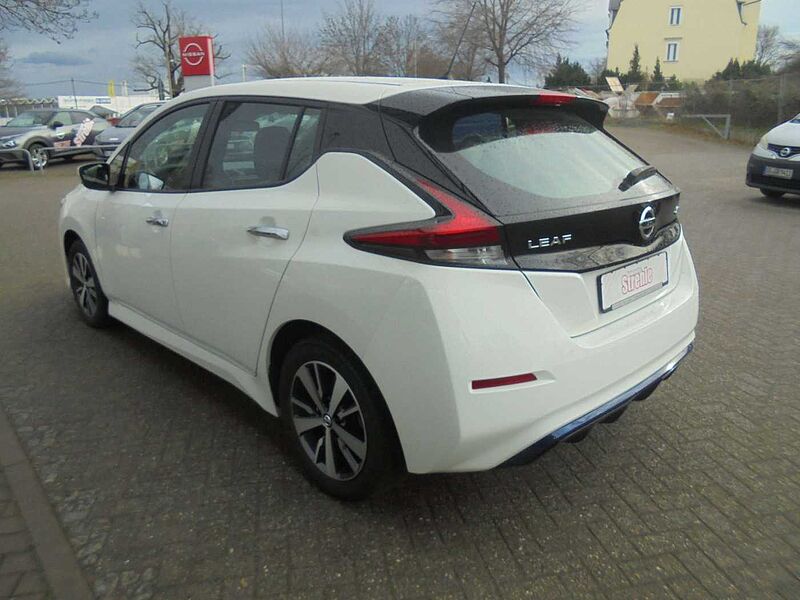 Nissan Leaf Acenta Option 40kWh Assistenz Paket Pro