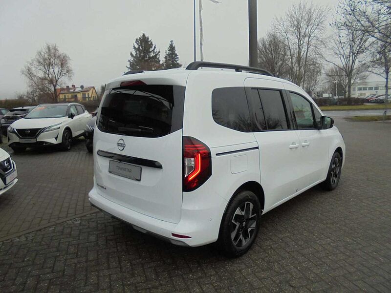 Nissan Townstar Kombi 1.3DIG-T Tekna 7AT L1