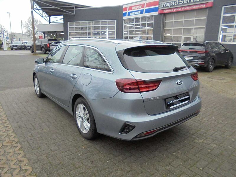 Kia Ceed SW / cee'd SW Vision 1.4T Navi Winterpaket Rückfahrkamera