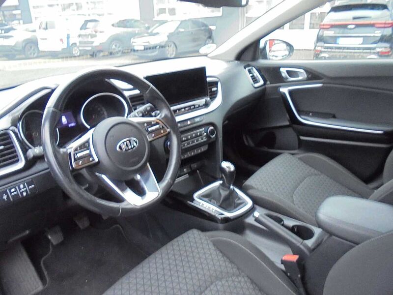 Kia Ceed SW / cee'd SW Vision 1.4T Navi Winterpaket Rückfahrkamera