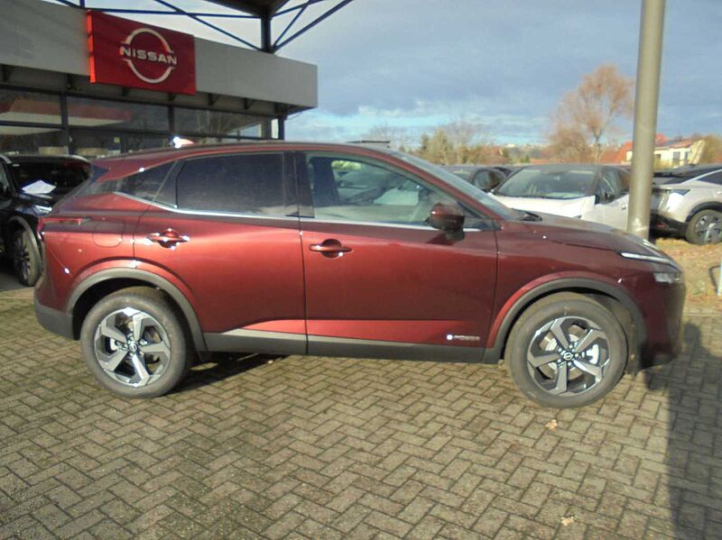 Nissan Qashqai 1.5 VC-T e-Power N-Connecta Winter Business